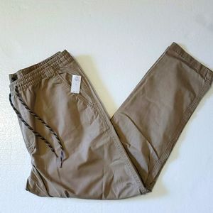 Gap Men's Elastic Khaki Pants